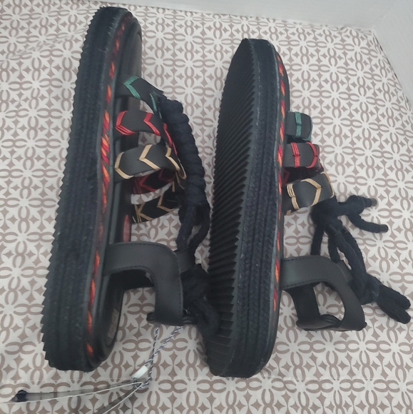 FARMRIO Platform Sandals Size 10. - Picture 6 of 13